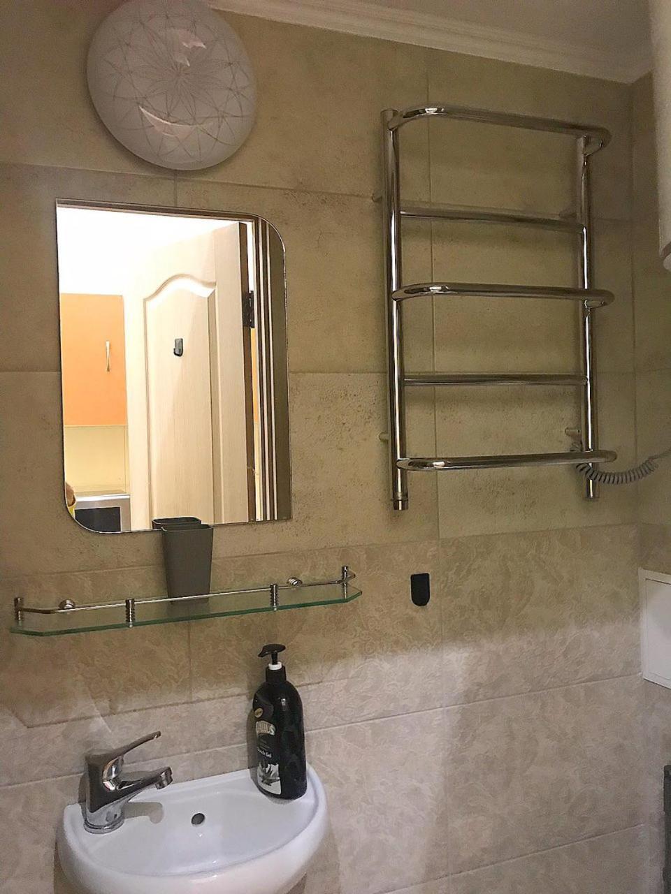 Apartament At Park Lviv Buitenkant foto